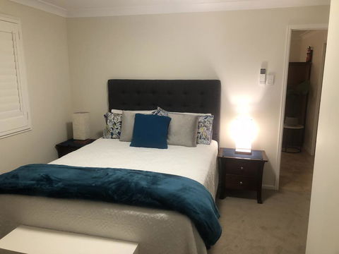 Woodford Gardens - Go Out 0