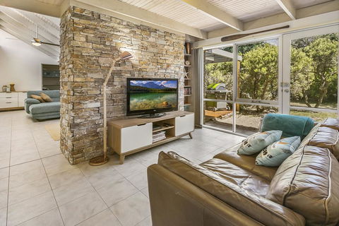 Woodland Haven - Pubs and Clubs 2