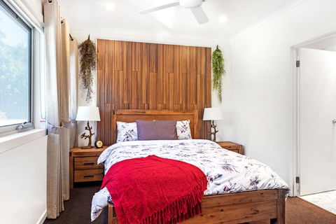 Woody Lifestyle One Bedroom Apartment - Pubs and Clubs 3