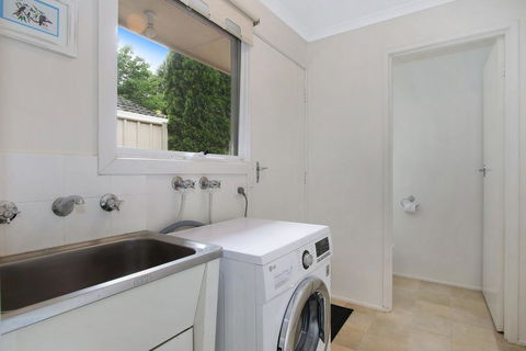 Woody's - In Central Bright - Pubs and Clubs 3