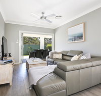 Wowly Waters - Pet Friendly - 1 Min Walk to Beach - Go Out