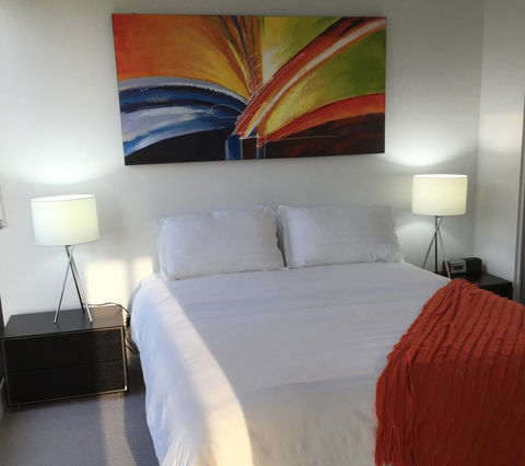 Wyndel Apartments - Southbank Views - Pubs and Clubs 2