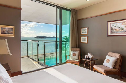 Yacht Club 19 Villa Bijou De Mer Ocean Front Private Pool 2 Buggies - Pubs and Clubs 3