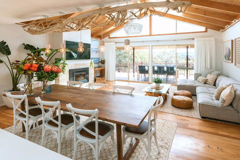 Yallingup Valley Retreat - Pubs and Clubs 1