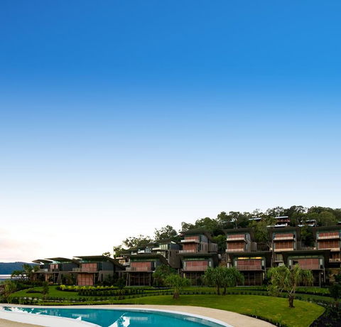 Yacht Club Villas - Pubs and Clubs 2