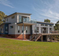 Yarrabee Nature Reserve - Pubs and Clubs