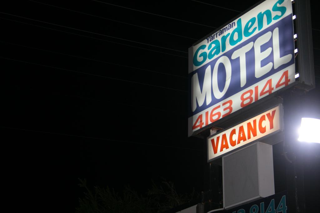 Jondaryan QLD Pubs and Clubs
