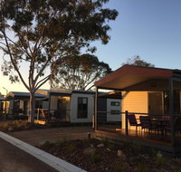 Yarrawonga Riverlands Tourist Park - Pubs and Clubs
