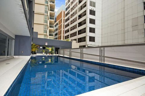 A Cozy & Modern Studio Right Next To Darling Harbour - Pubs and Clubs 3