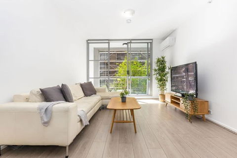A Cozy & Modern Studio Right Next To Darling Harbour - Pubs and Clubs 0