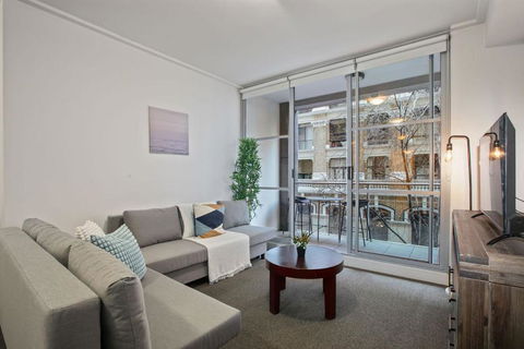 A Modern Studio For 6 Next To Darling Harbour - Pubs and Clubs 0