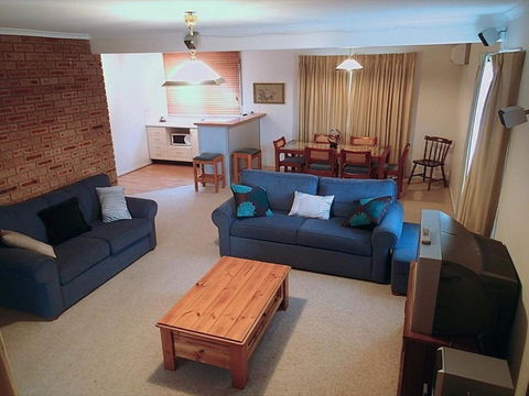 Aalen Endangered Species - Pubs and Clubs 1