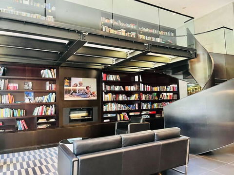 Abbotsford Apartment: Yarra River & CBD Nearby - Pubs and Clubs 2