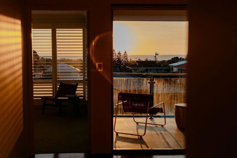 Above The Clouds By St Nicholas - Pubs and Clubs 3