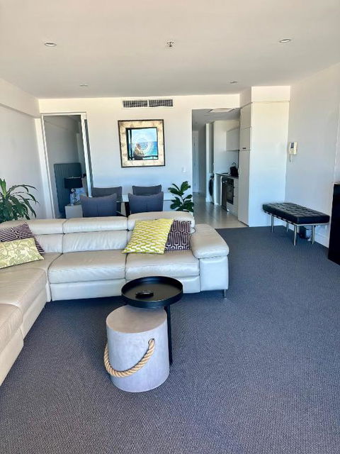 Absolute Beachfront At The Pier Glenelg - Pubs and Clubs 3