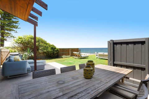 Absolute Beachfront Luxury In Narrabeen - Pubs and Clubs 2