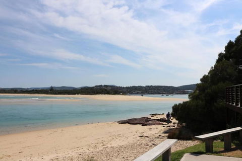 ADS On Collins - 4 Bedroom And Pet Friendly - Pubs and Clubs 1