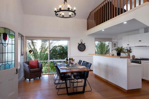 Aggies Way - Pubs and Clubs 3