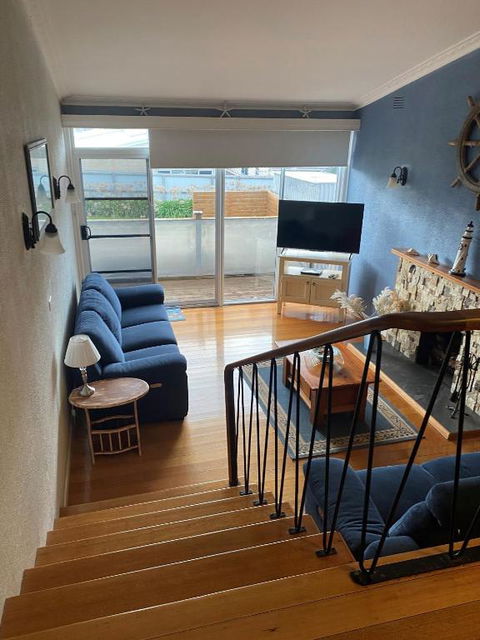 Ahoy Family Beach Escape - Pubs and Clubs 2