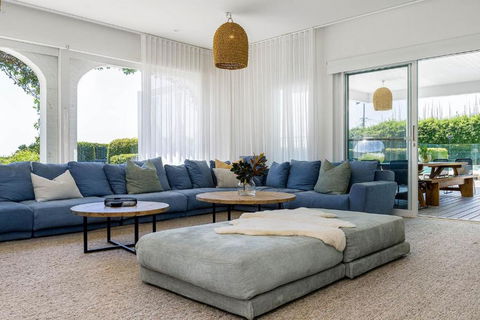 A Perfect Stay - Villa St Helena - Pubs and Clubs 4