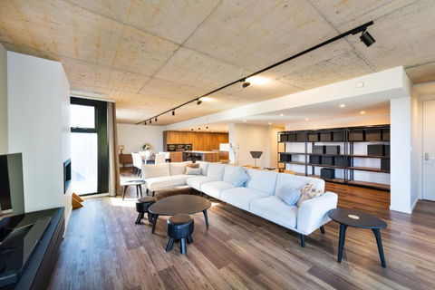 Accommodate Canberra - Waygoose 1 - Pubs and Clubs 0