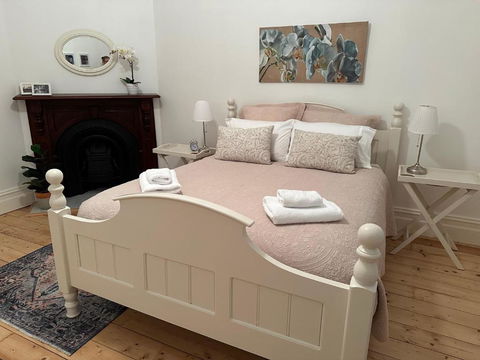 AAA Plus Yapera On Lucan - Pubs and Clubs 2