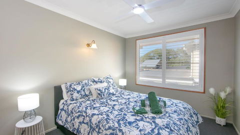 Akuli By The Sea - Unit 1 - FNHolidays - Pubs and Clubs 4