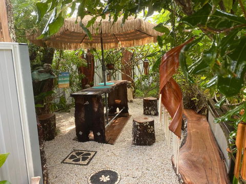 Akuli By The Sea - Unit 1 - FNHolidays - Pubs and Clubs 2