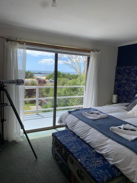 Al Mare - Mediterranean 4BR Retreat By The Sea - Pubs and Clubs 0