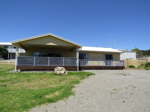 All Decked Out In Turton - Pubs and Clubs 0