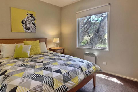 Alpine Edge - Pubs and Clubs 3