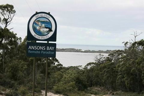 Amazing Ansons Bay Remote Paradise For The Family In The Bay Of Fires Area - Pubs and Clubs 1