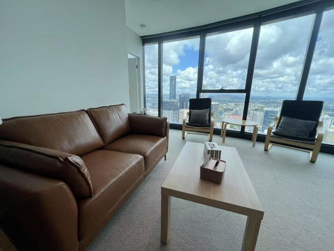 Amazing Views 60th Level Skytower 3 Bedrooms - Pubs and Clubs 2