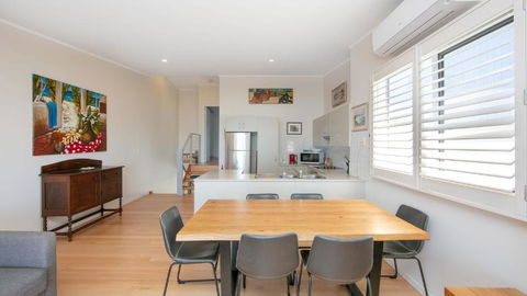 Angourie Blue 3 - Pubs and Clubs 1