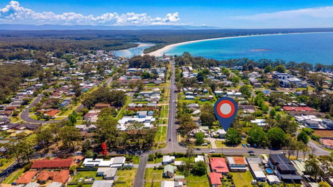 Annvilla - Two Bedroom Townhouse In Huskisson - Pubs and Clubs 0