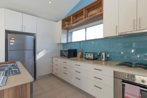 Alkira By Experience Jervis Bay - Pubs and Clubs 4