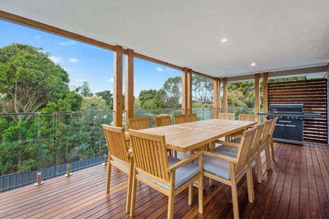 Apollo Grand - Pubs and Clubs 4