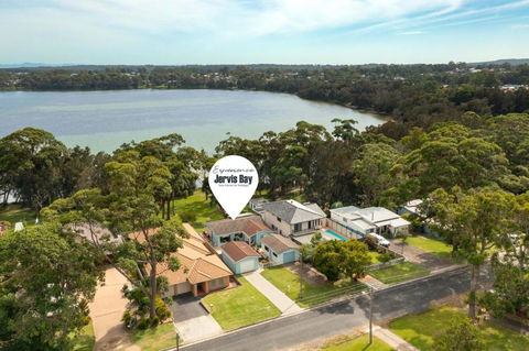 Aqua By Experience Jervis Bay - Pubs and Clubs 0