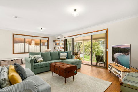 Aqua By Experience Jervis Bay - Pubs and Clubs 1