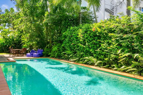 Arlington Apartments - Pubs and Clubs 0