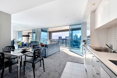 Artique 2 Bedroom Apartment Close To The Beach - CoastHM - Pubs and Clubs 4