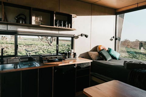 Ashleigh The Tiny Cabin In Toodyay - Pubs and Clubs 4