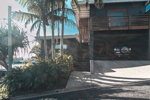 BAY PROPERTIES . The Big Chill - Pubs and Clubs 1