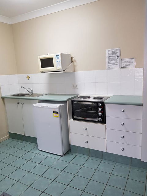 Southport Motel & Apartments - Pubs and Clubs 15