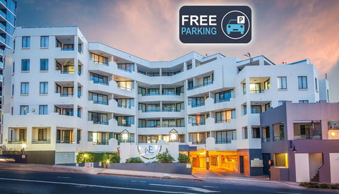 West End Central Apartments - Go Out 0