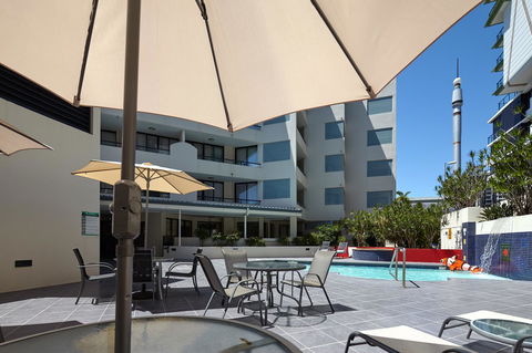 West End Central Apartments - Go Out 10