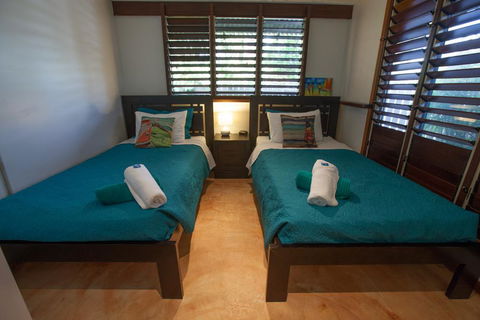 Cassawong Cottages - Pubs and Clubs 10