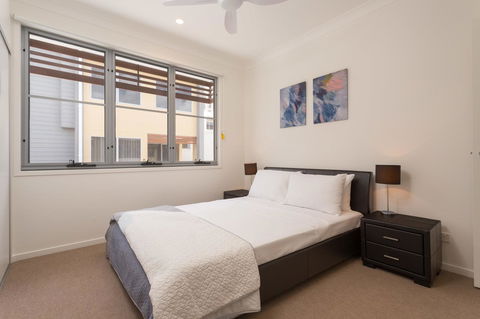The Residences@Hillside - Go Out 11