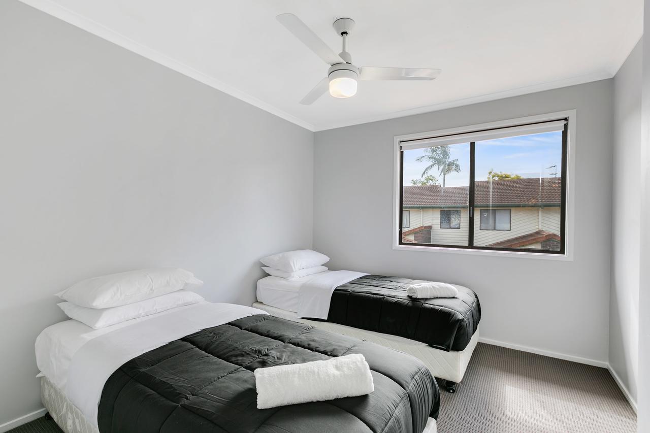 Nerang QLD Go Out