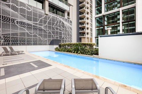 Apartments @ 212 Margaret - Pubs and Clubs 14